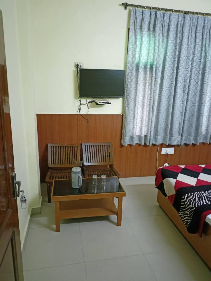 Sunrise Hotel Jalandhar Bagian luar foto