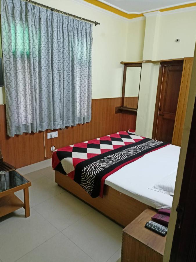 Sunrise Hotel Jalandhar Bagian luar foto