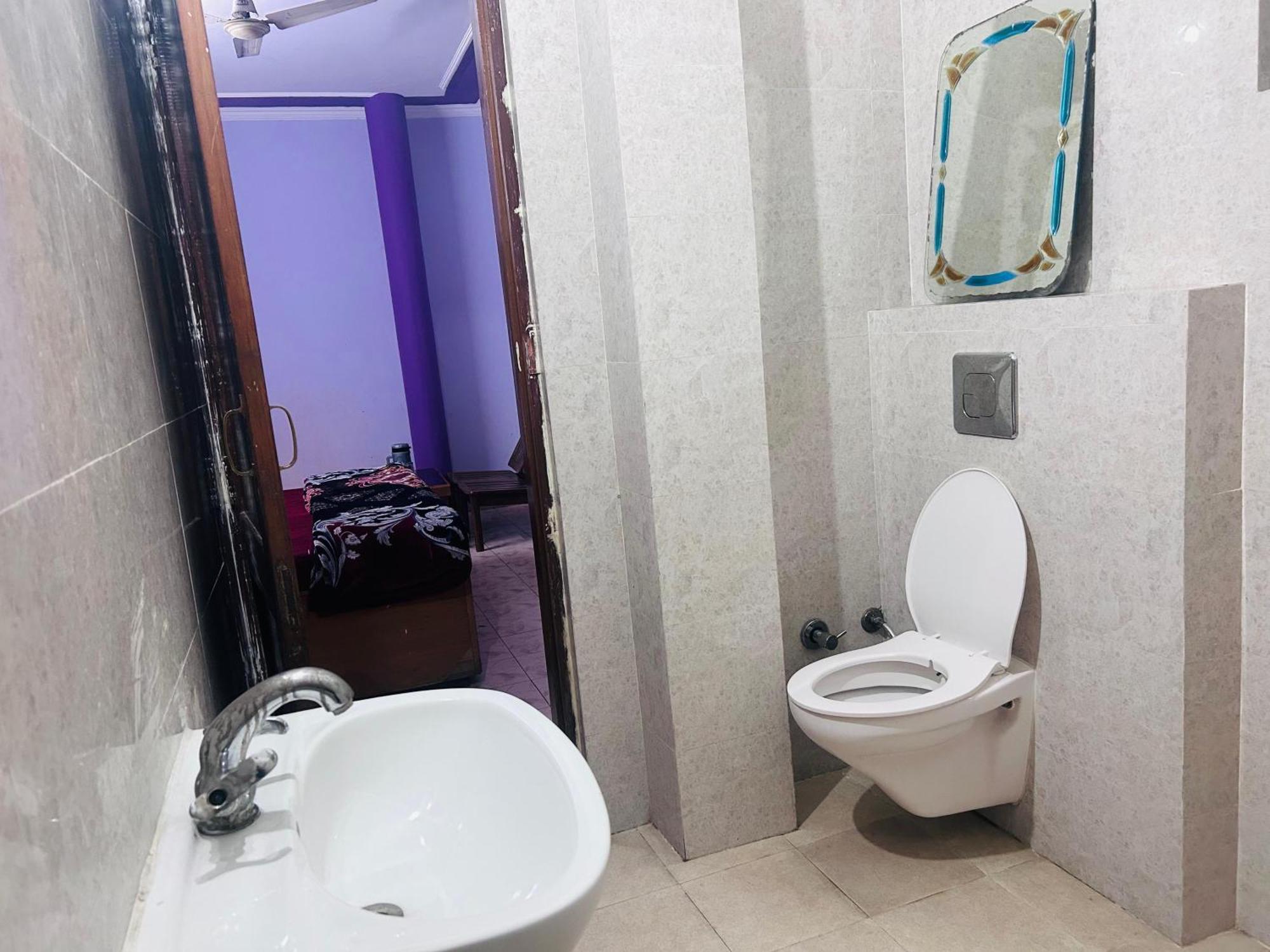 Sunrise Hotel Jalandhar Bagian luar foto