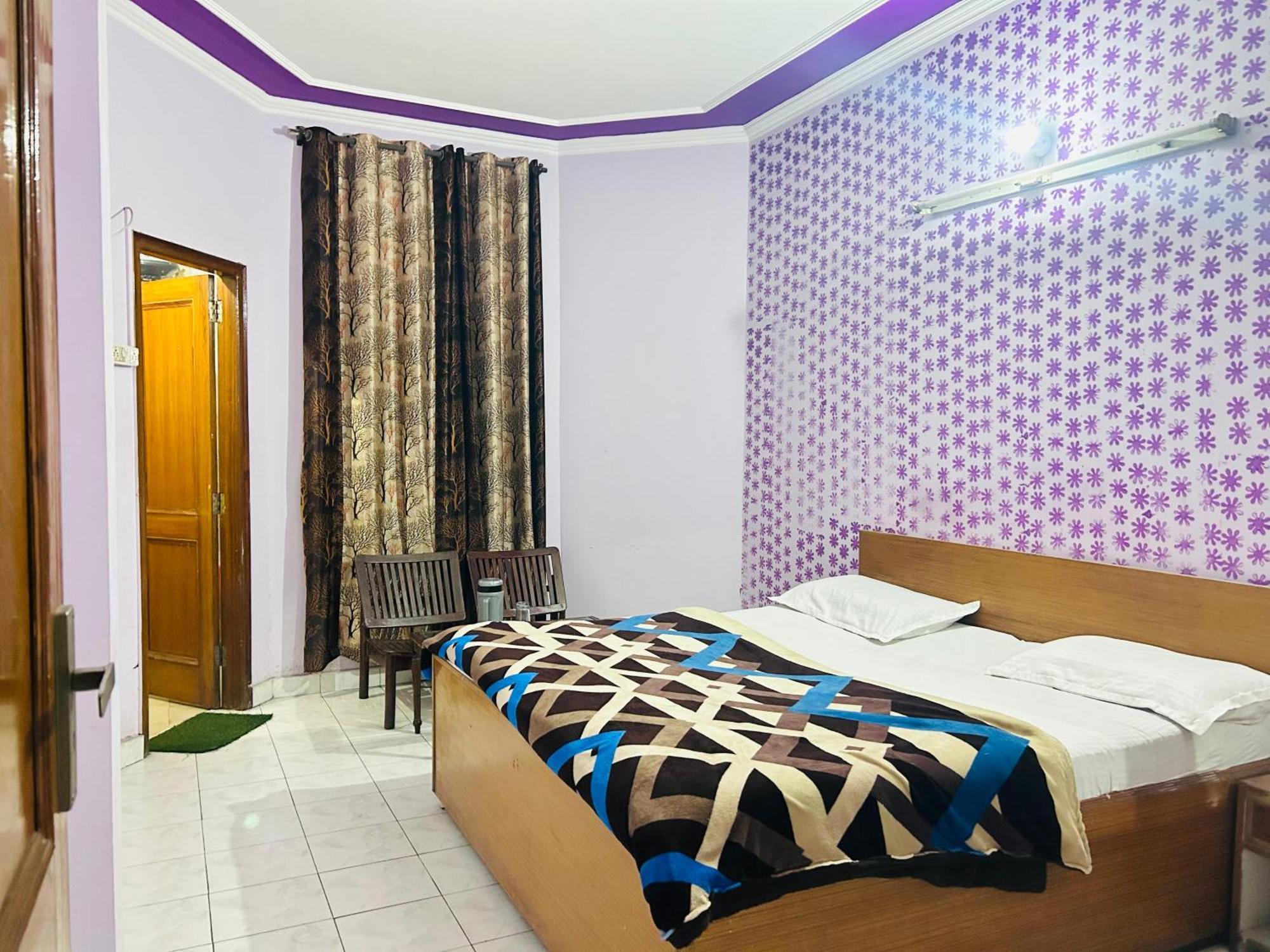 Sunrise Hotel Jalandhar Bagian luar foto